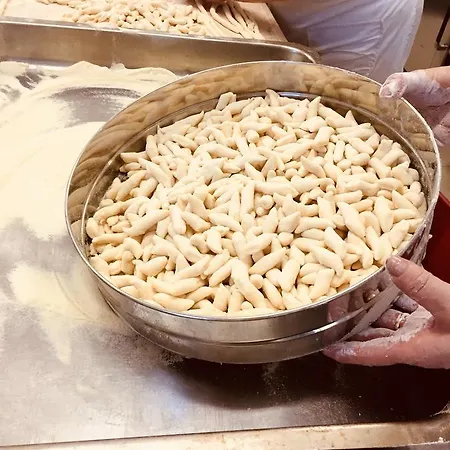 酒店 Corfu 皮内托